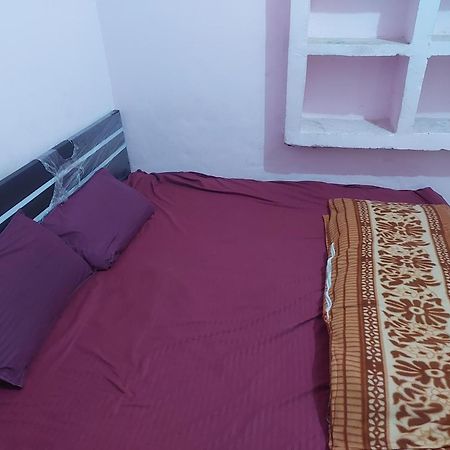 Kanti Devi Seva Sadan Mathura Exterior photo